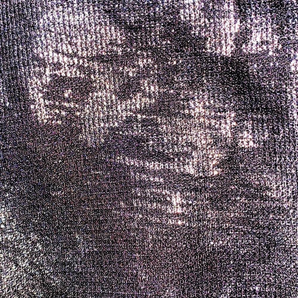 ❌SOLD❌ Forever21+ black & sparkling silver patterned sweatshirt 🖤🩶 - Picture 7 of 8